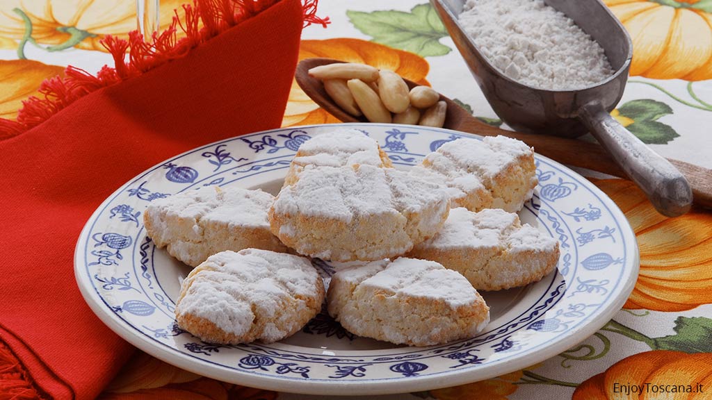 Ricciarelli di Siena