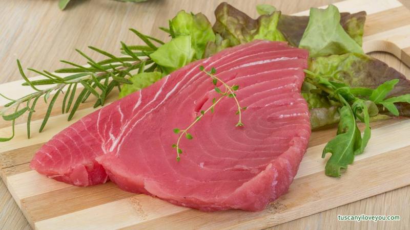 Ricetta tonno ubriaco alla livornese